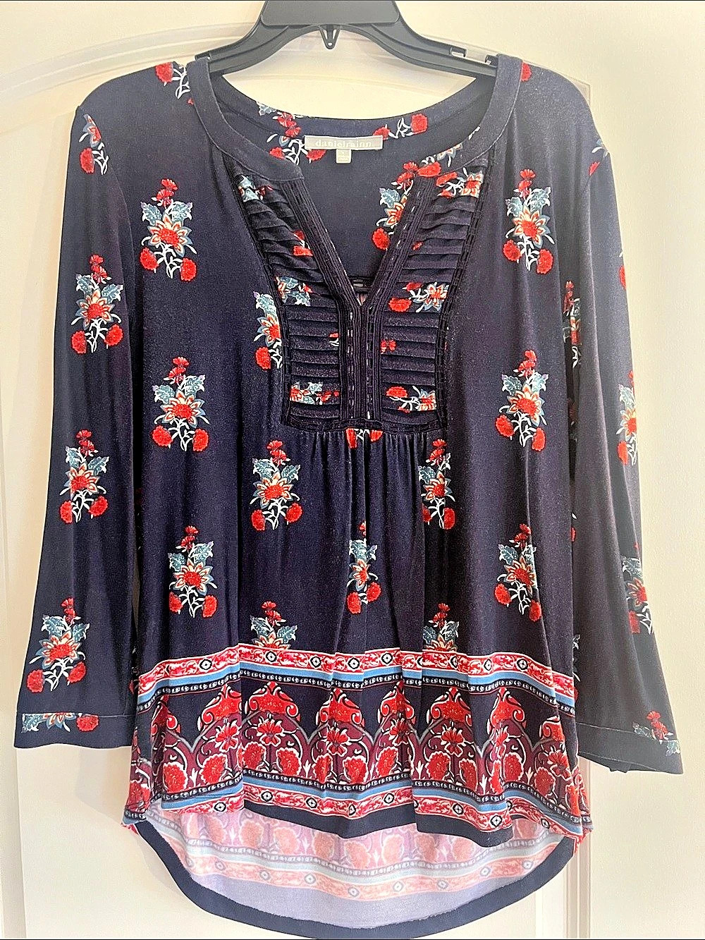 Daniel Rainn Floral Long Sleeve Tunic Black Size Medium